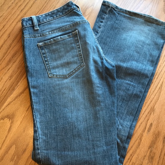 Banana Republic Bootcut Jeans - Picture 3 of 5
